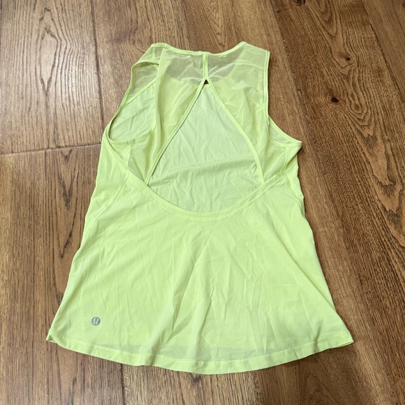 Lululemon Sculpt Tank Mesh Open Back Lime Green Yellow Size 4 - Picture 4 of 4